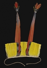 Parures de plumes amérindiennes